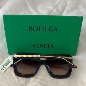 Bottega Veneta Brown Sunglasses Modern Geometric Design